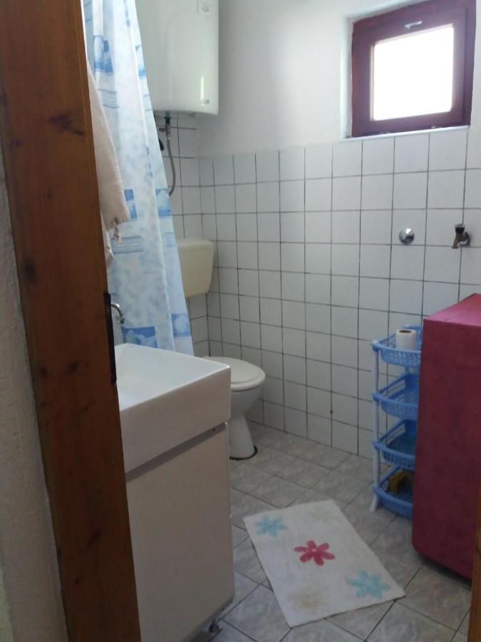הוילה Sipovo Domacinstvo Ubovic מראה חיצוני תמונה